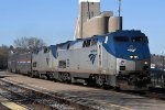 Eastbound "Empire Builder" comes into the station